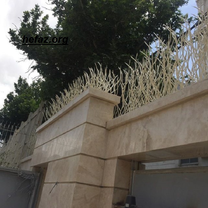رنگ حفاظ شاخ گوزنی با رنگ کرم کوره ای