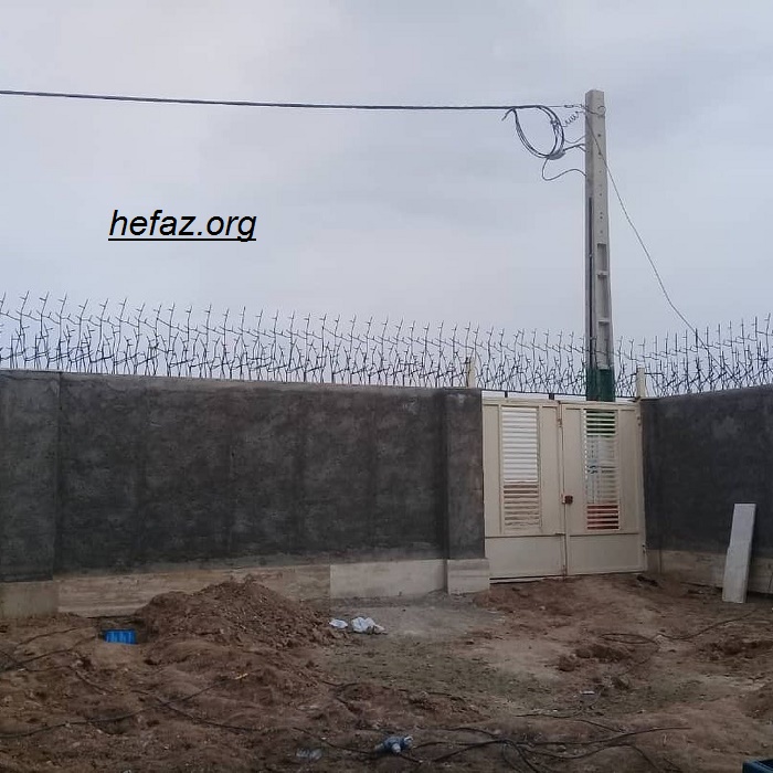 ارتفاع نرده حفاظ شاخ گوزنی بالای دیوار