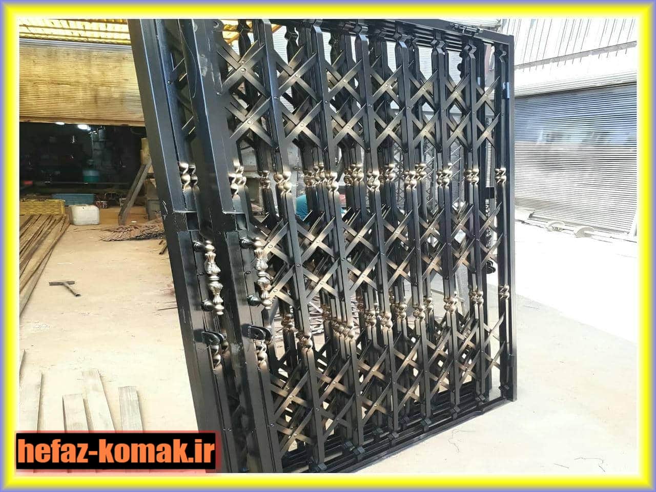 حفاظ آکاردئونی و امنیت درب منزل