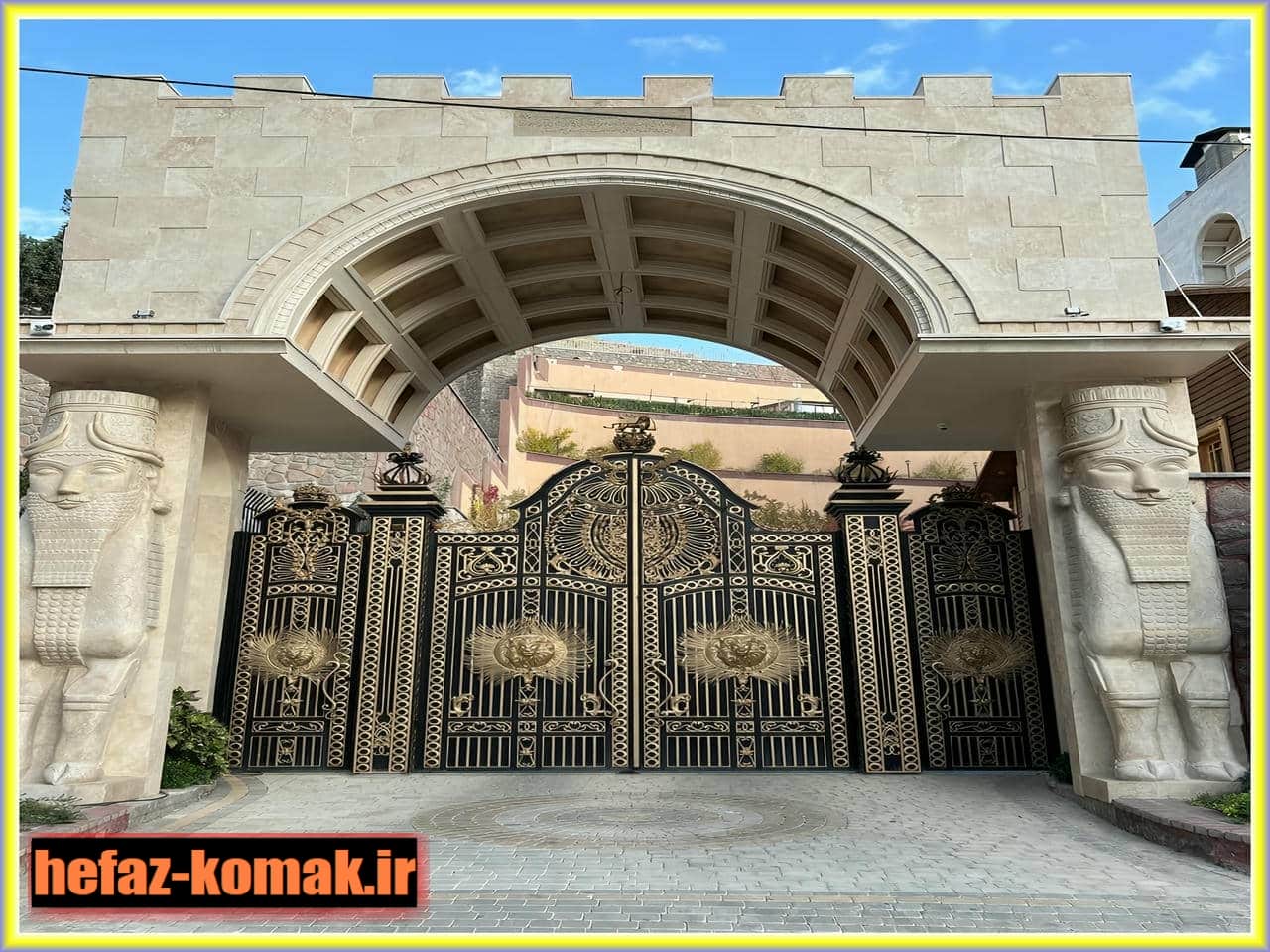 انواع درب حیاط ویلایی