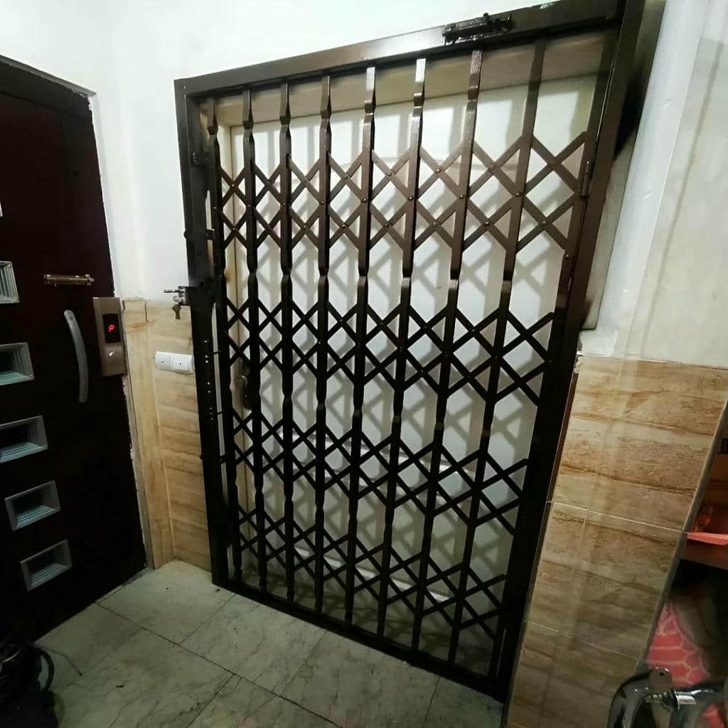 قیمت درب آکاردئونی در چه محیط&zwnj; تجاری و عمومی قابل نصب و استفاده هستند؟