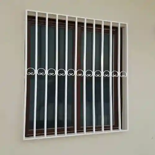 حفاظ پنجره مدل نعل اسبی یا قلوه ای