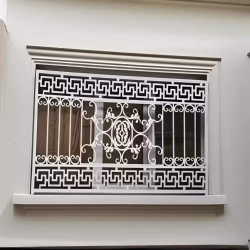 حفاظ پنجره مدل ورساچه