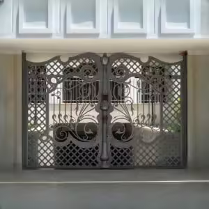 درب مدل ارغوان فرفورژه لوکس
