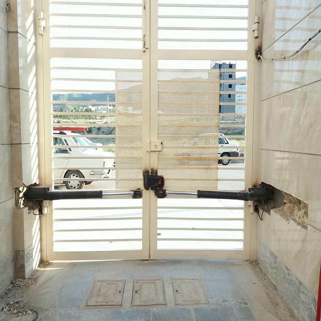 جک درب پارکینگ در چابهار
