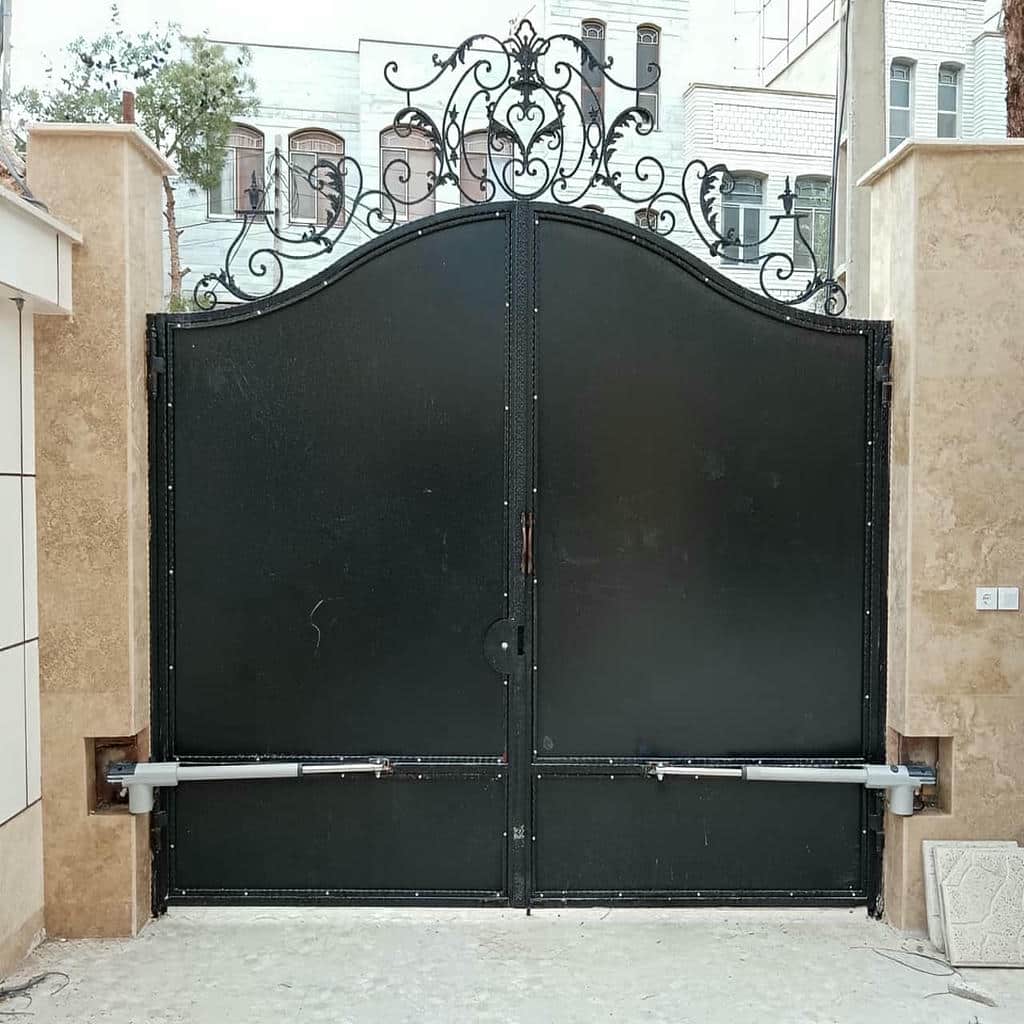 تحلیل جک درب پارکینگ در کاشان