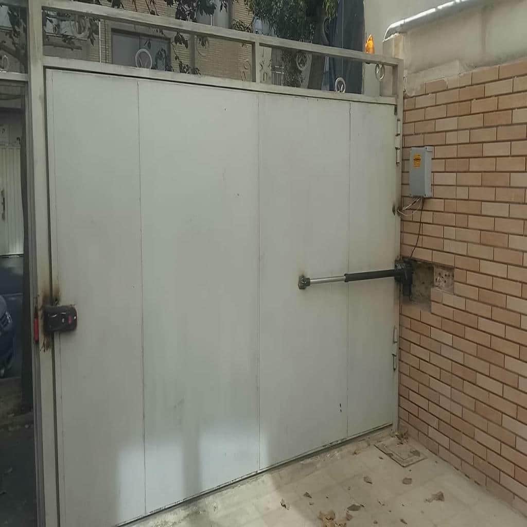 جک درب پارکینگ در بندرعباس