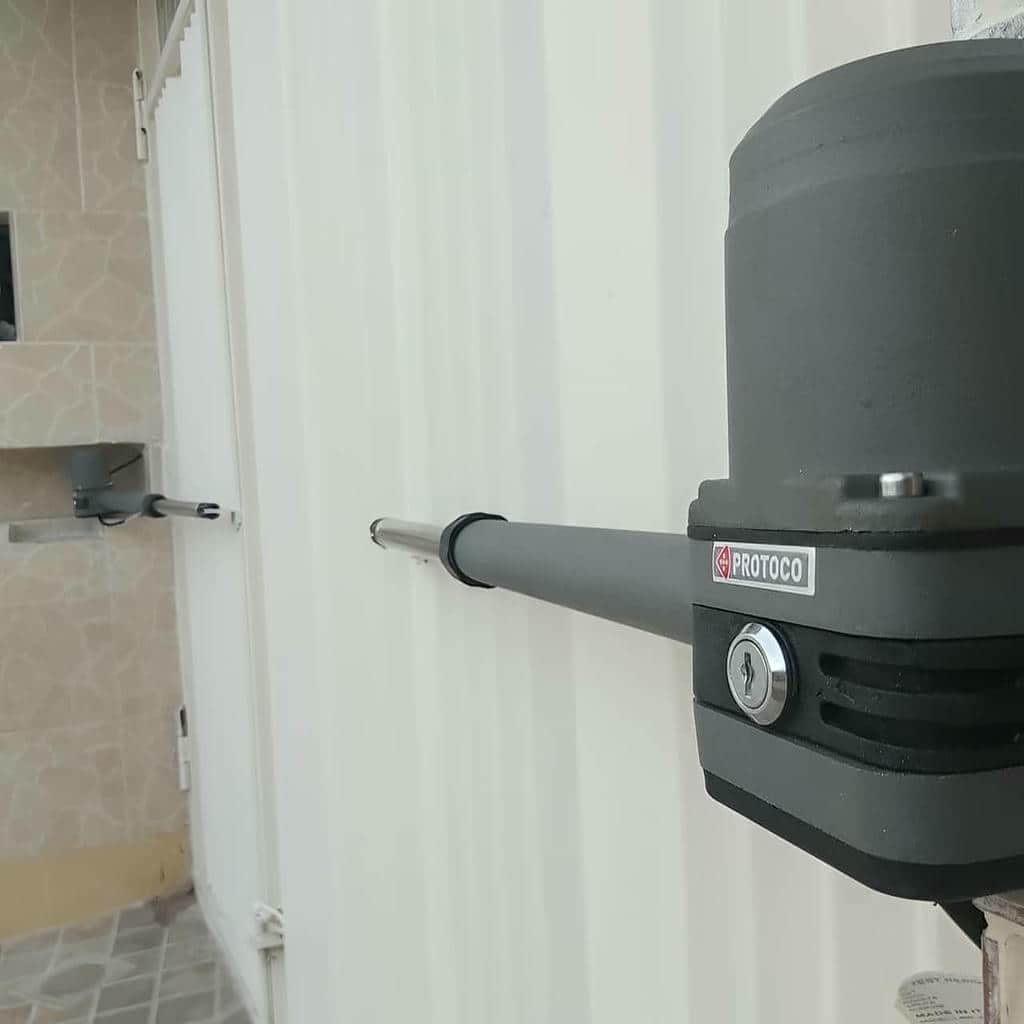 معرفی جک درب پارکینگ در بندر بوشهر
