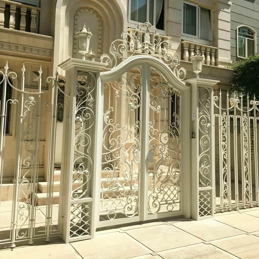 درب حیاط در شهریار