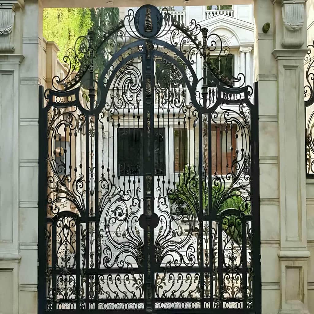 خرید درب حیاط مدل ساده در کرج