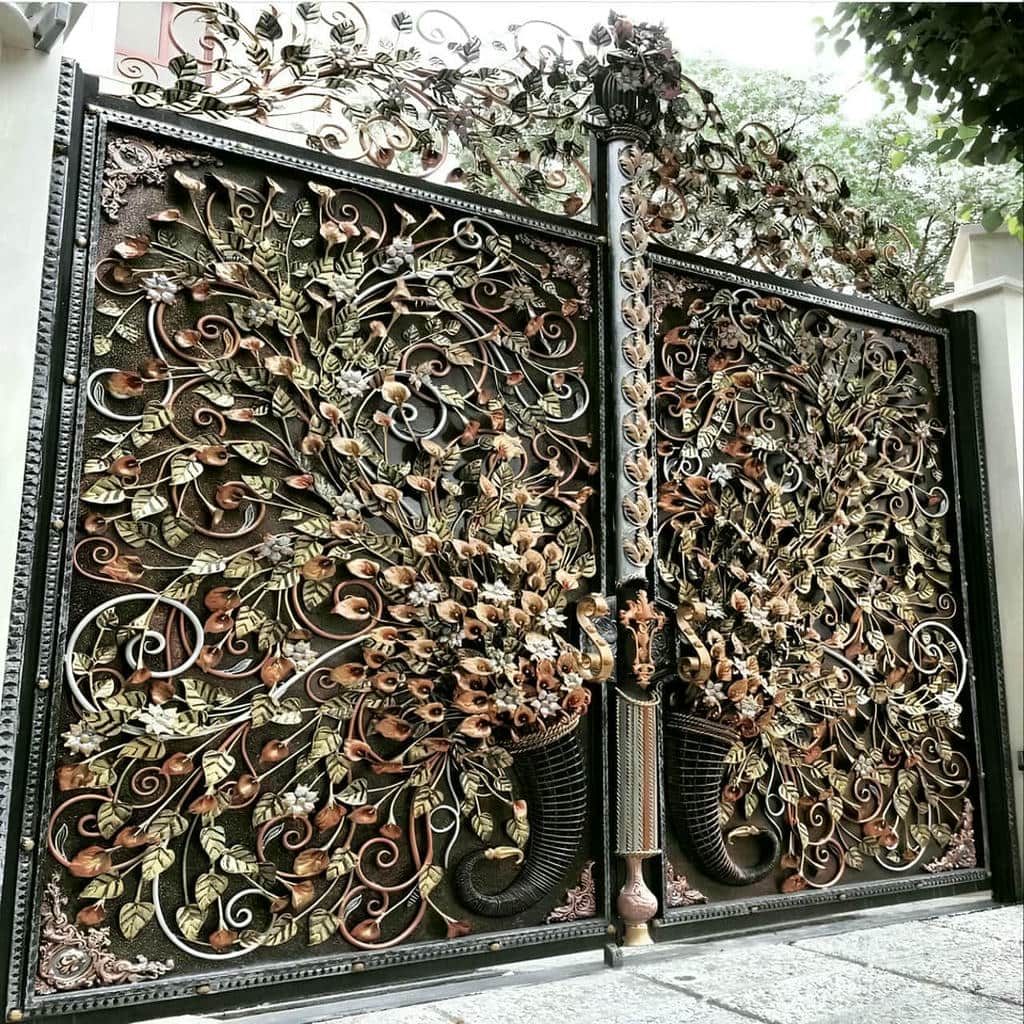 خرید درب حیاط فرفورژه کلاسیک در قائمشهر