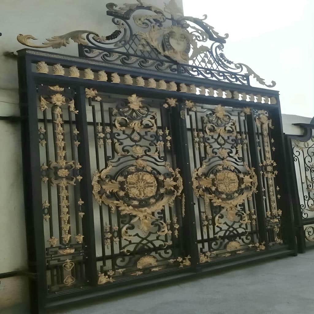 معرفی درب حیاط شیراز