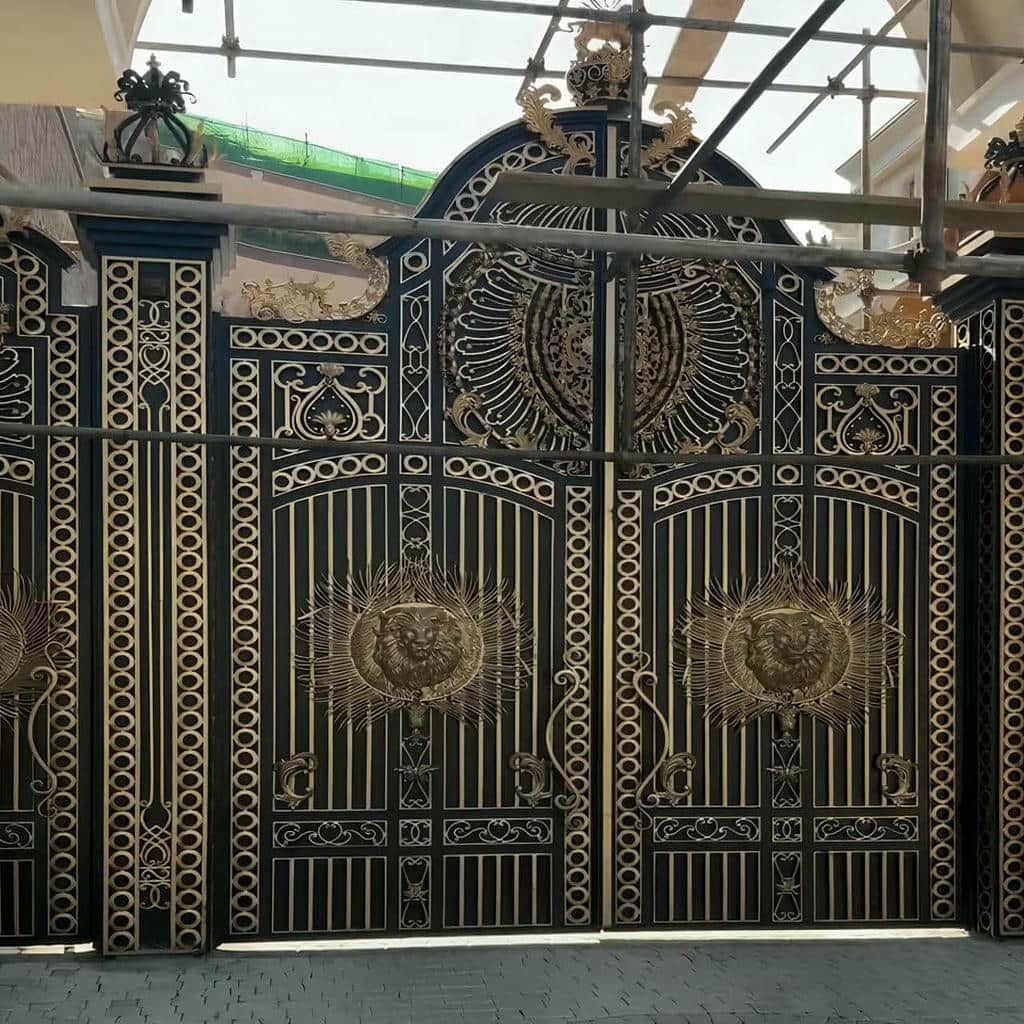 درب حیاط در بندر بوشهر