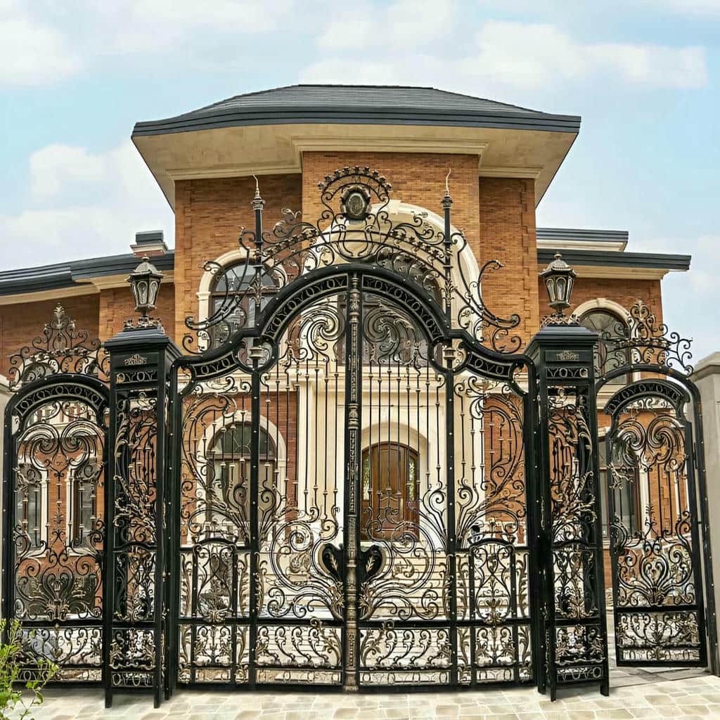 ارزیابی درب حیاط در رشت