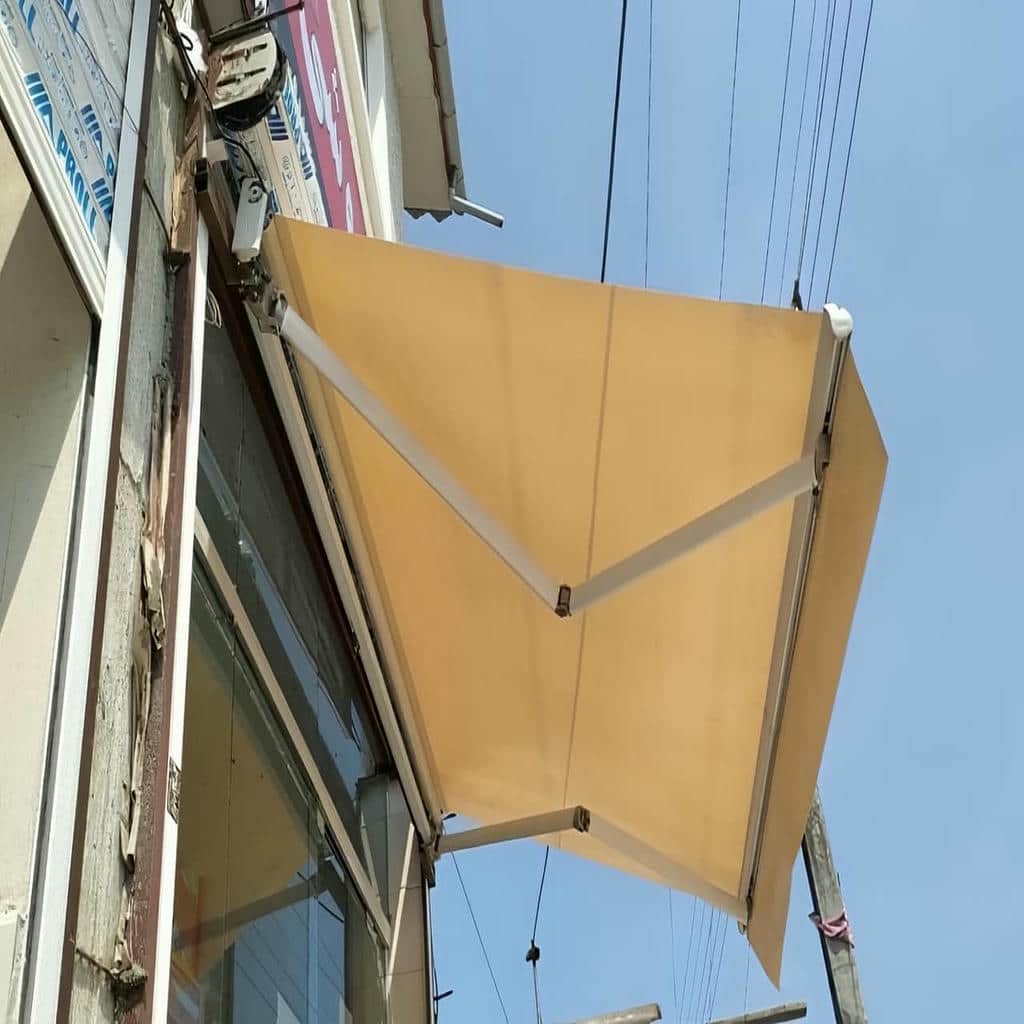 سایبان برقی در قم