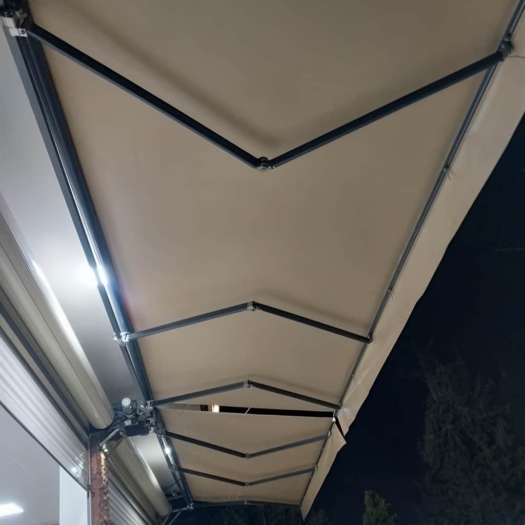 سایبان برقی در چابهار