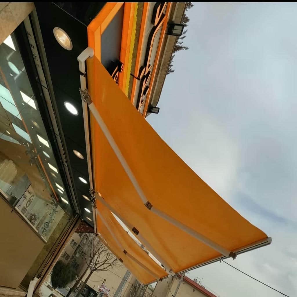 سایبان برقی در بندر انزلی