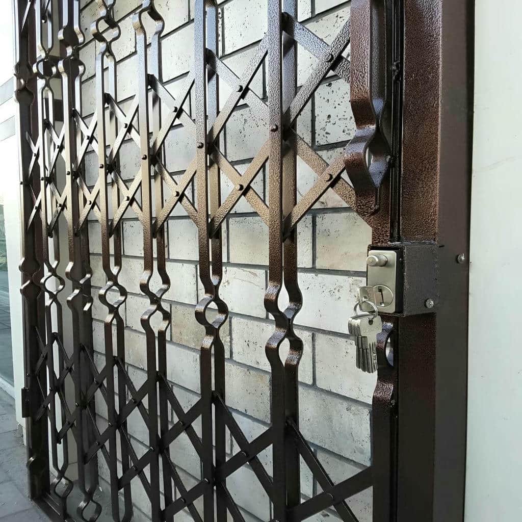 خرید درب آکاردئونی چهار گل در کمال شهر