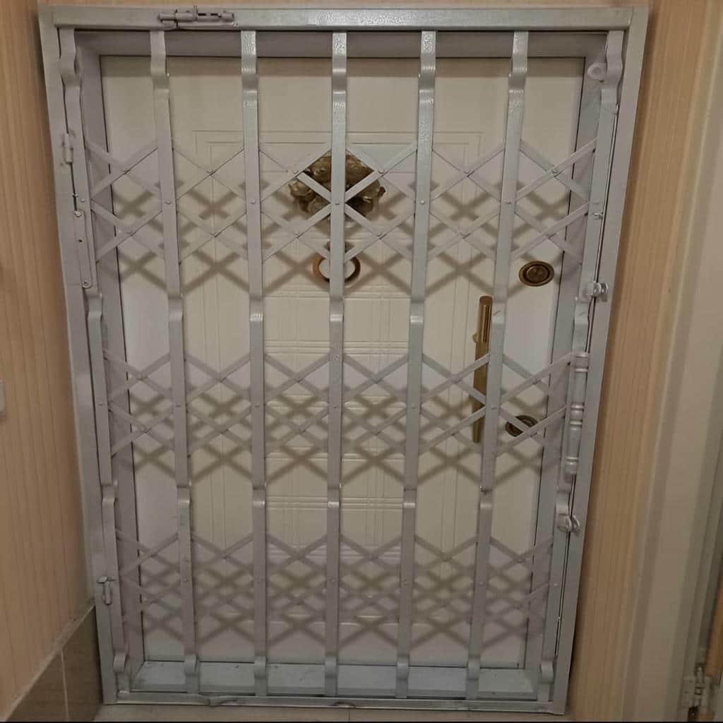 ارزیابی درب آکاردئونی فلزی در کرمان