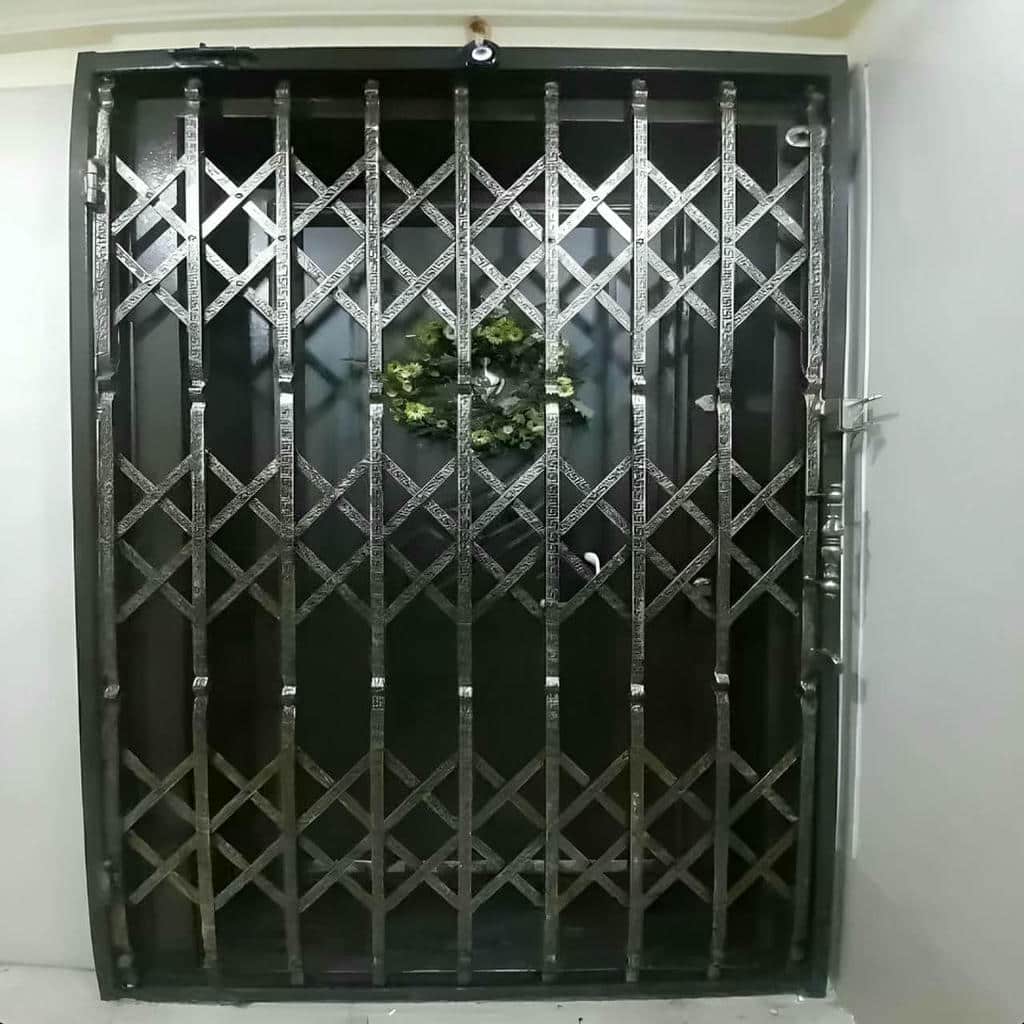 نصب درب آکاردئونی مسکونی عظیمیه کرج