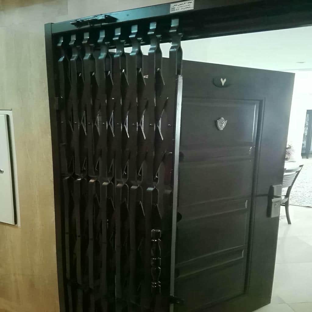 خرید درب آکاردئونی دوگل در دماوند