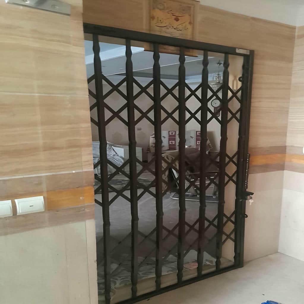 ارزیابی درب آکاردئونی فلزی در تبریز