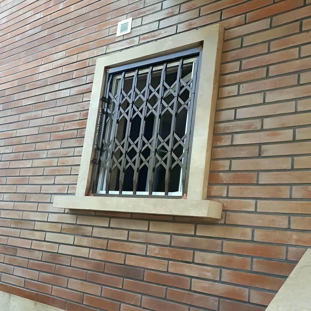 ارزیابی درب آکاردئونی فلزی در آبادان ارزیابی درب آکاردئونی فلزی در آبادان
