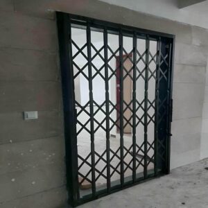 درب آکاردئونی در طالقان