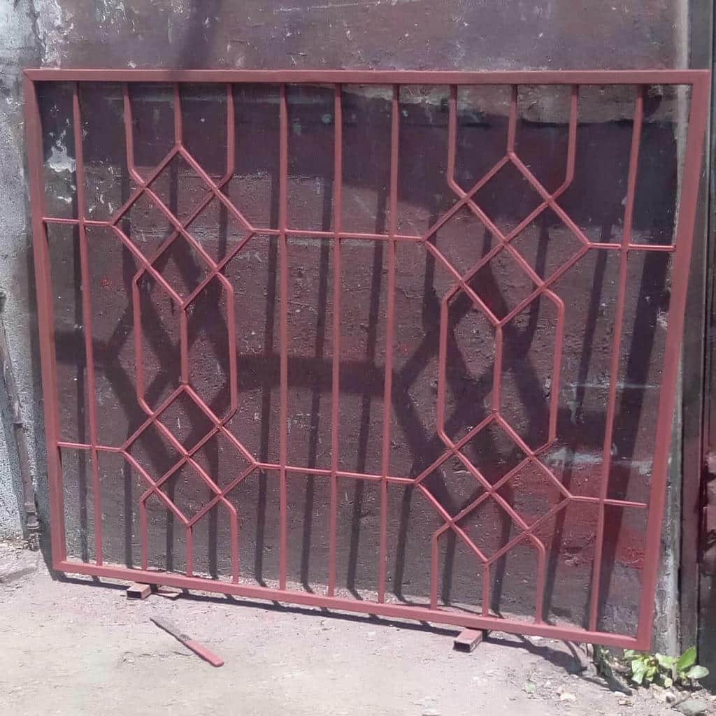 ارزیابی حفاظ پنجره در سیرجان