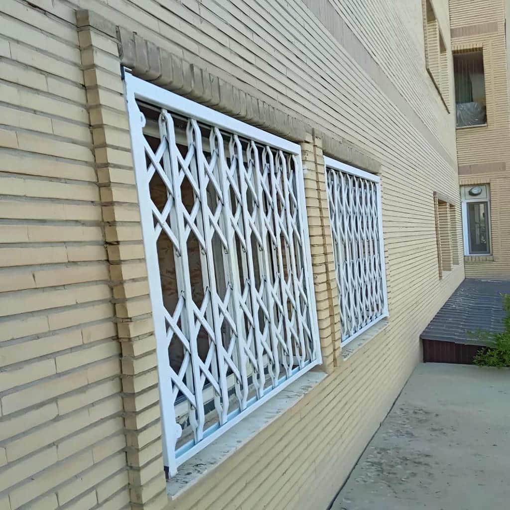 جزئیات حفاظ پنجره در ایرانشهر