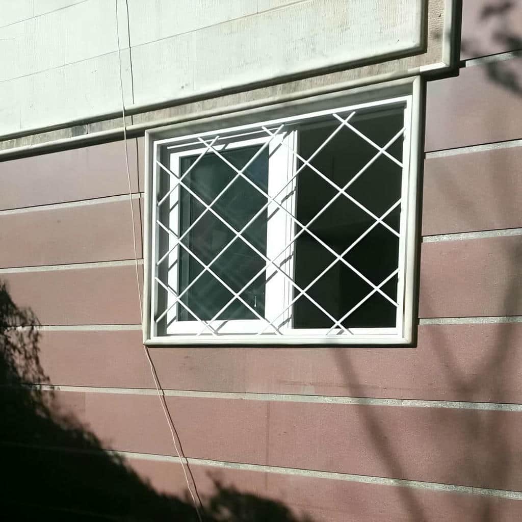 جزئیات حفاظ پنجره در ساری