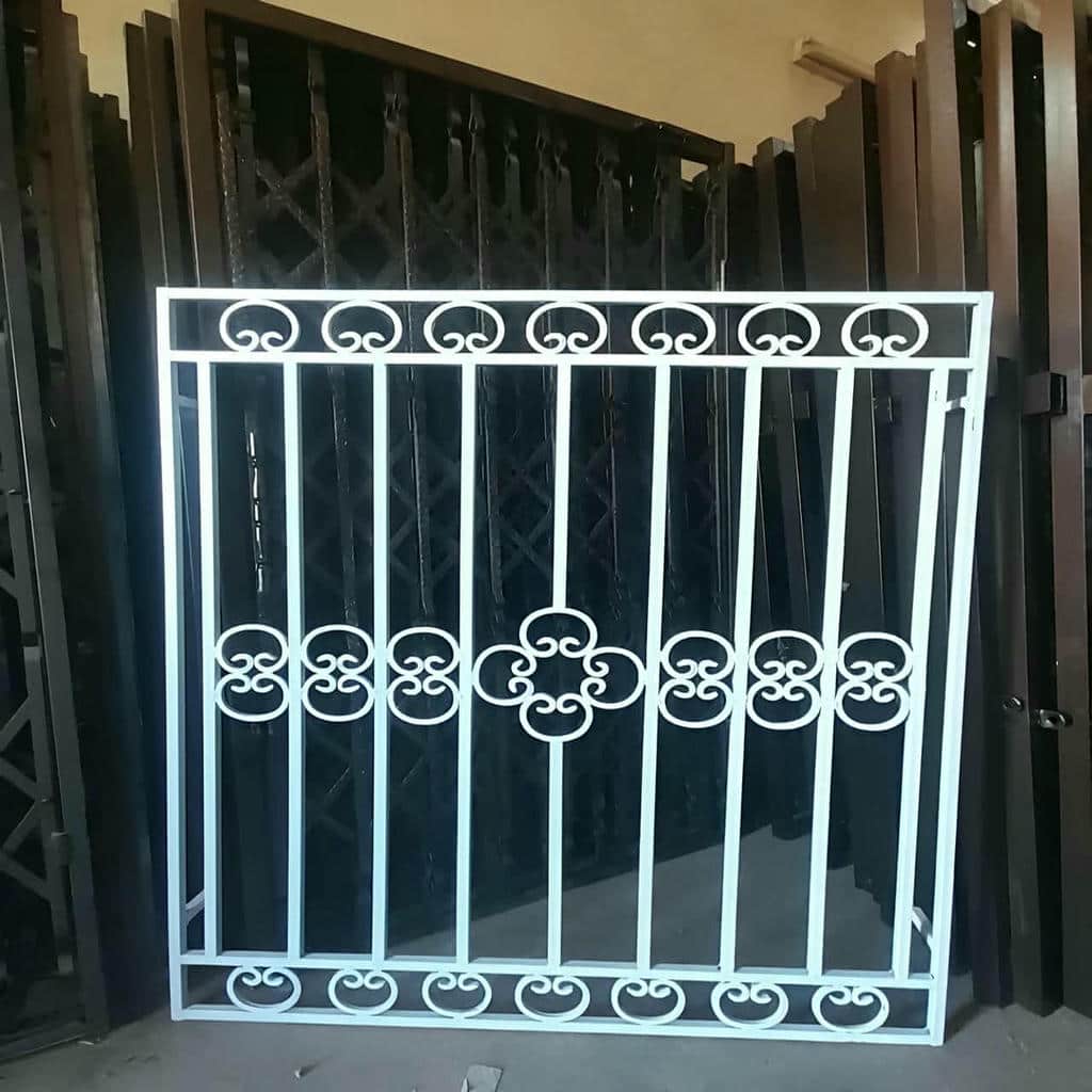 نصب حفاظ پنجره اصولی در مهرشهر کرج
