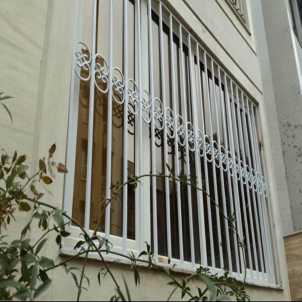 خرید حفاظ پنجره مدل فرفورژه در کردان
