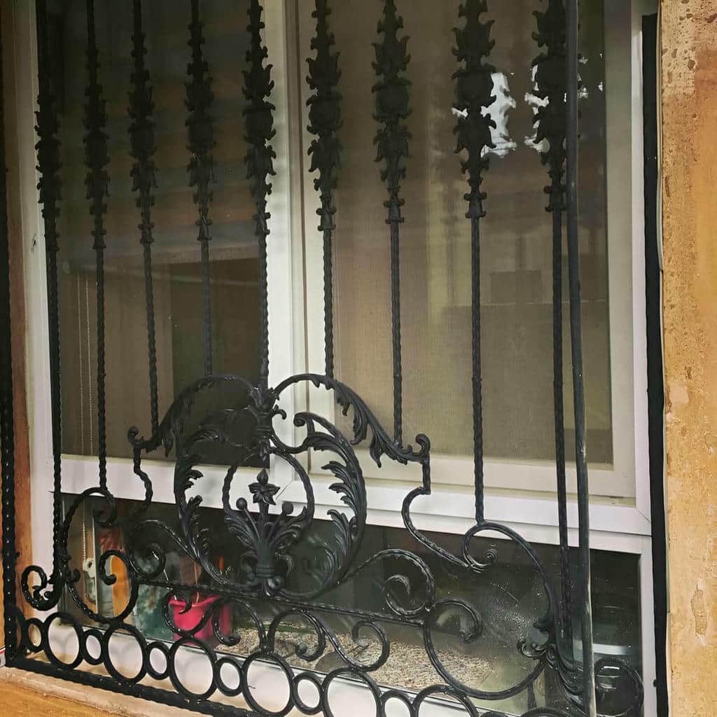 خرید حفاظ پنجره فرفورژه در شهریار