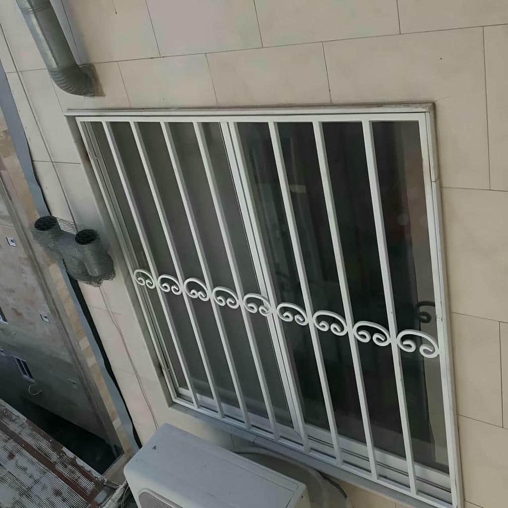 مقایسه حفاظ پنجره در ارومیه
