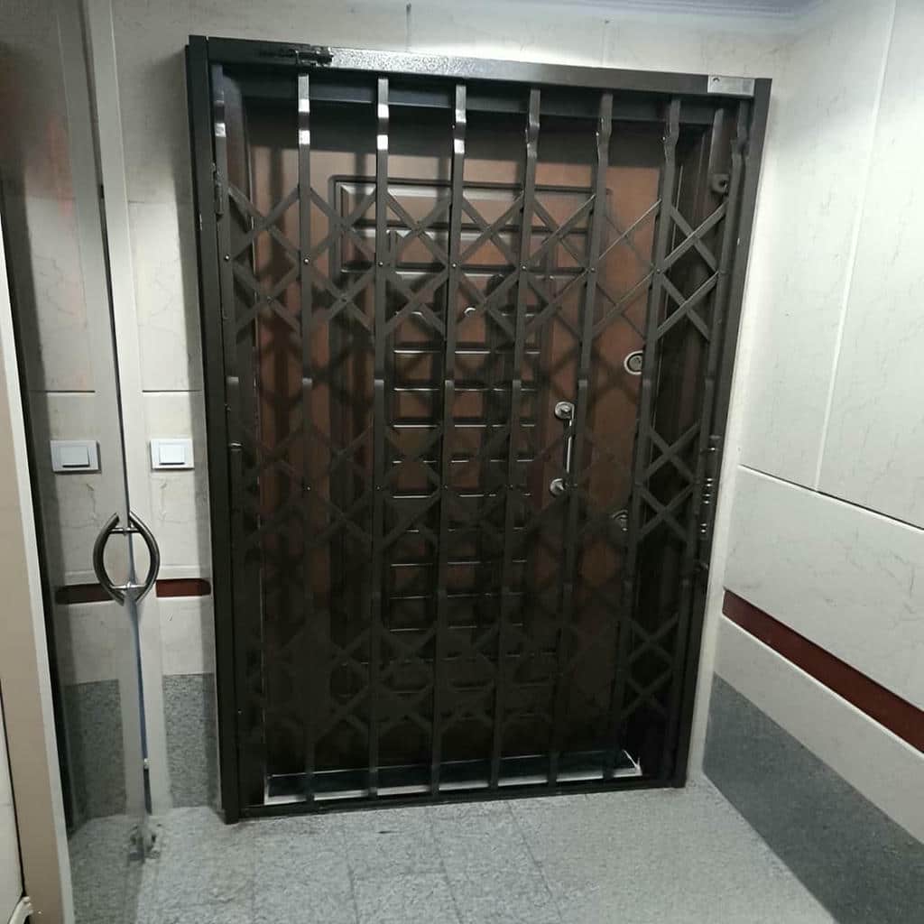 درب آکاردئونی با رنگ مقاوم و یکنواخت