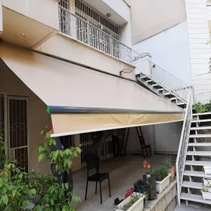 سایبان برقی و سایبان چتری با پوشش خطی روی نما برتری های سایبان برقی نسبت به سایبان چتری