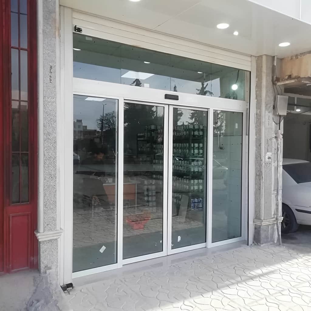 قیمت درب اتوماتیک شیشه ای لوکس هتلینگ بر اساس شیشه و فریم