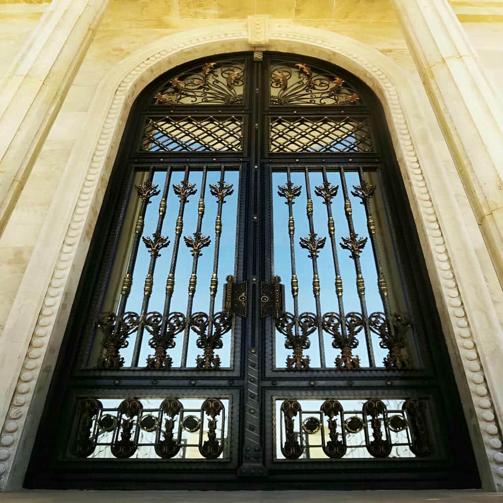 درب پارکینگ کلاسیک کتیبه دار تمام گل مناسب تولید مدل پرکار