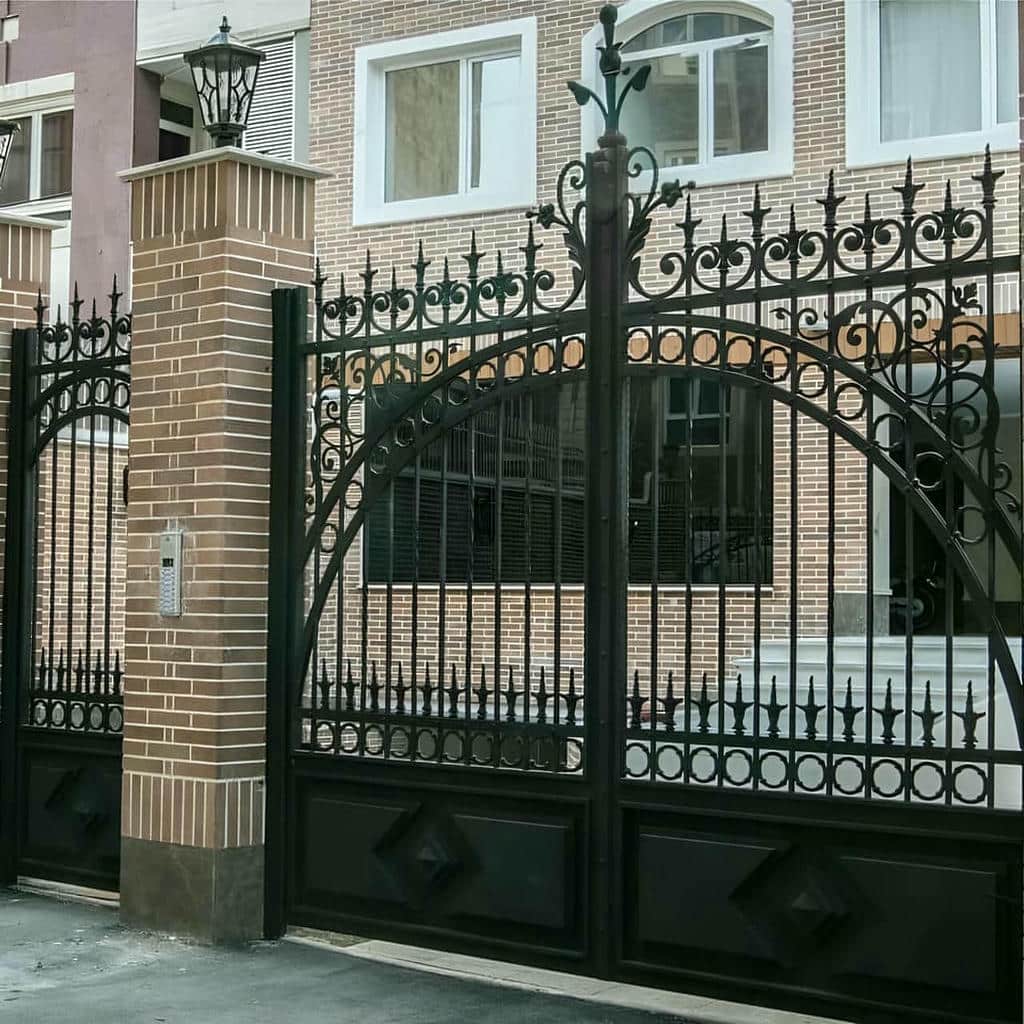 نصب درب پارکینگ سنگین شاسی دوبل مناسب جک و موتور