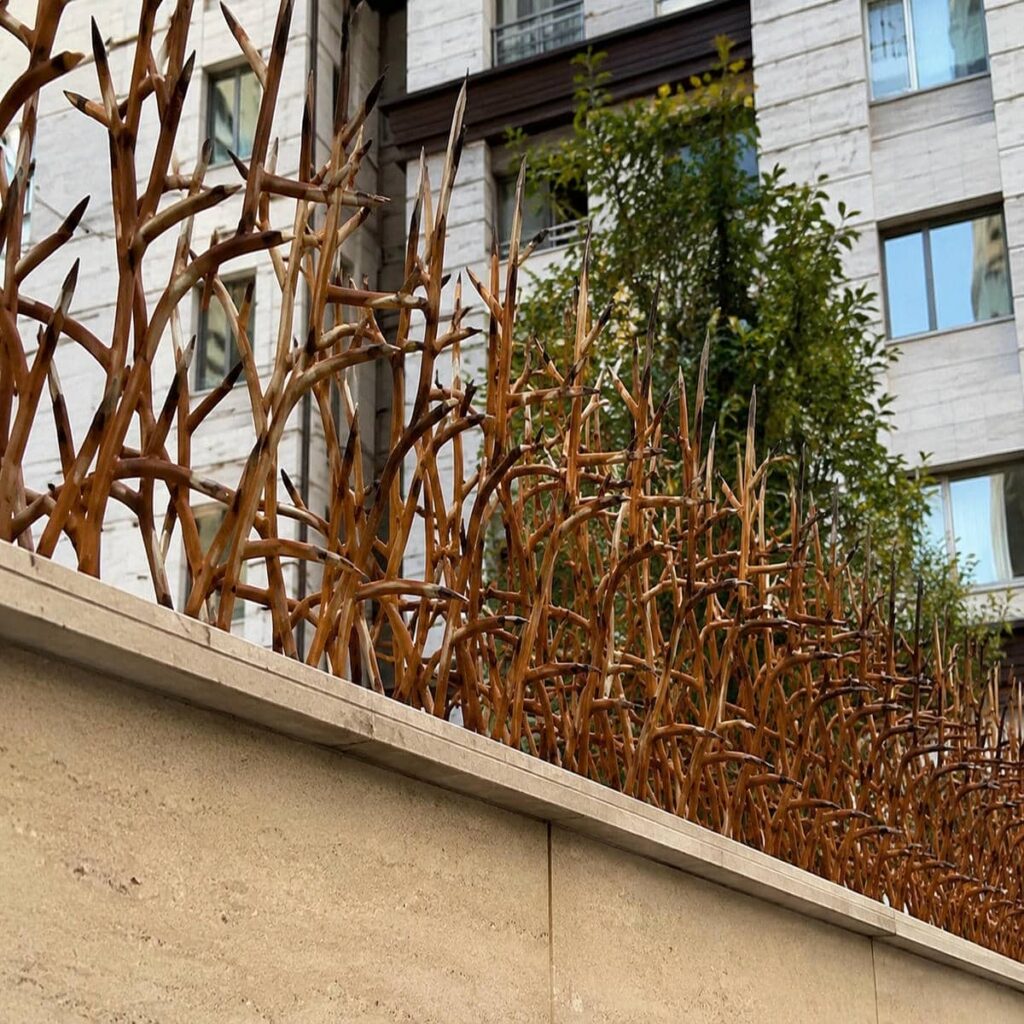 خرید حفاظ دیوار ضد سرقت میلگردی برای دیوارهای قابل دسترس