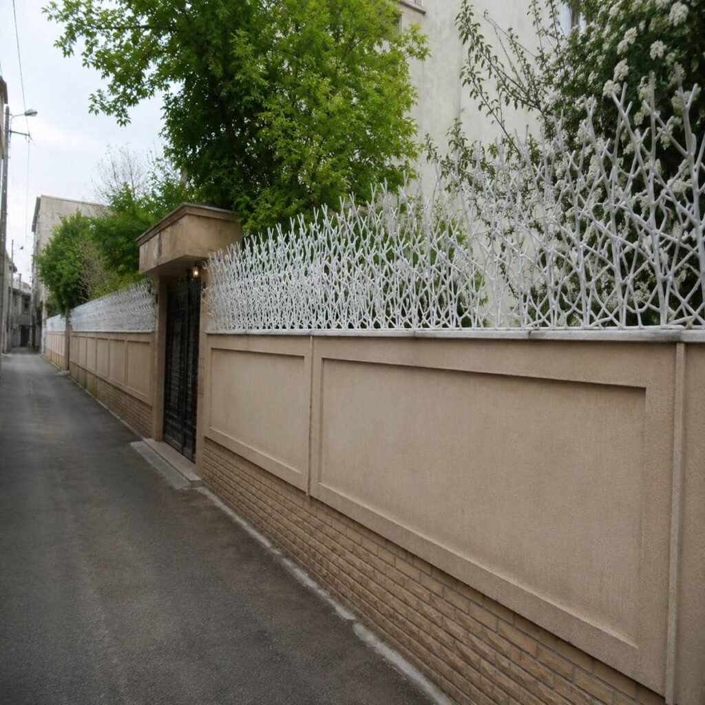 اجرای حفاظ دیوار شاخ گوزنی لیلیوم برای نمای ورودی