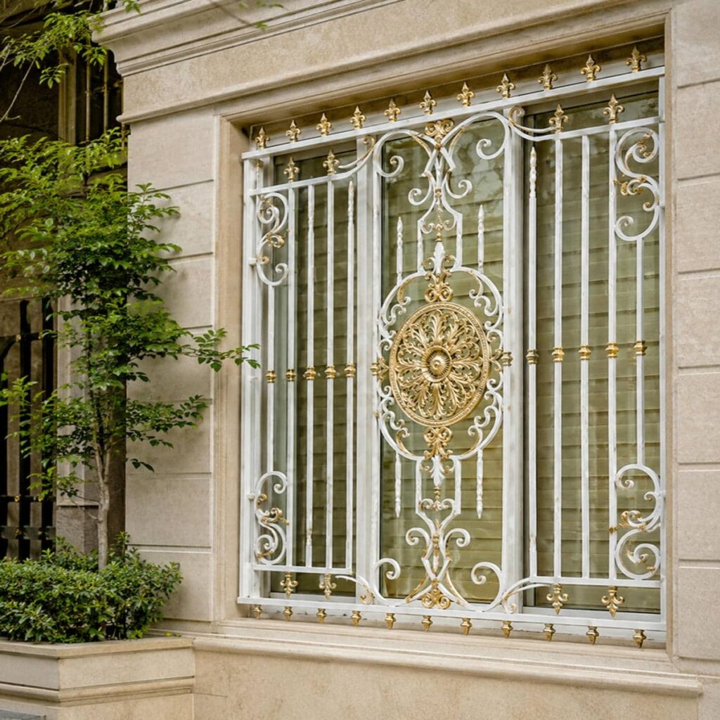 حفاظ پنجره آهنی پروفیلی طرح‌دار برای خرید مدل هماهنگ با نما