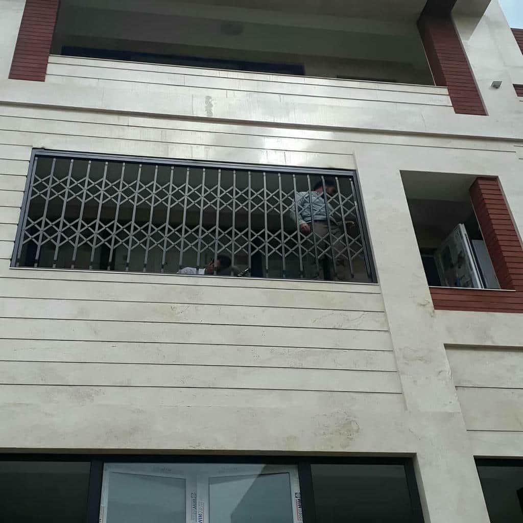 حفاظ پنجره متحرک کشویی با ریل بالا برای نصب جمعوجور