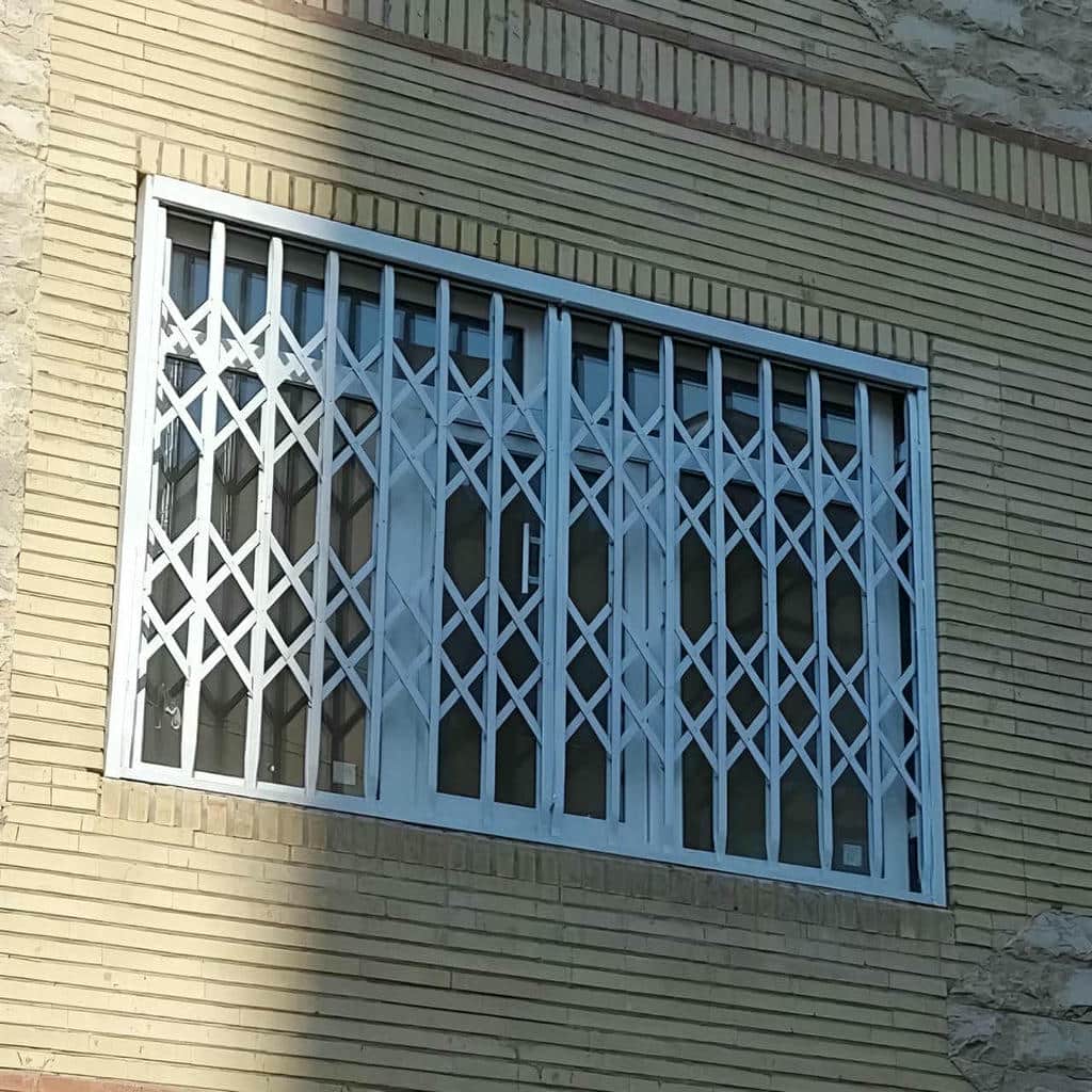 حفاظ پنجره شیک قاب دار برای فروش مدل ثابت یا بازشو