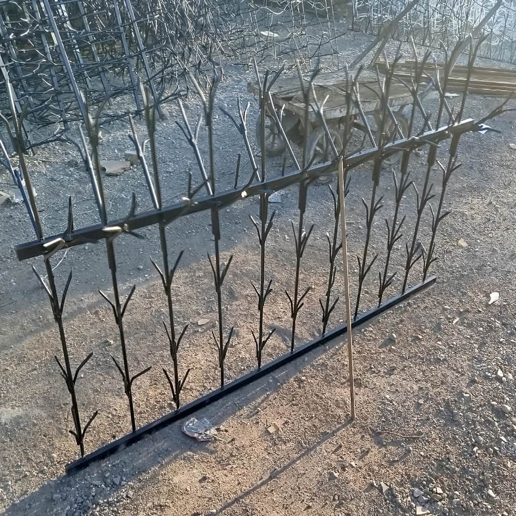 طرح حفاظ شاخگوزنی دیوار حیاط