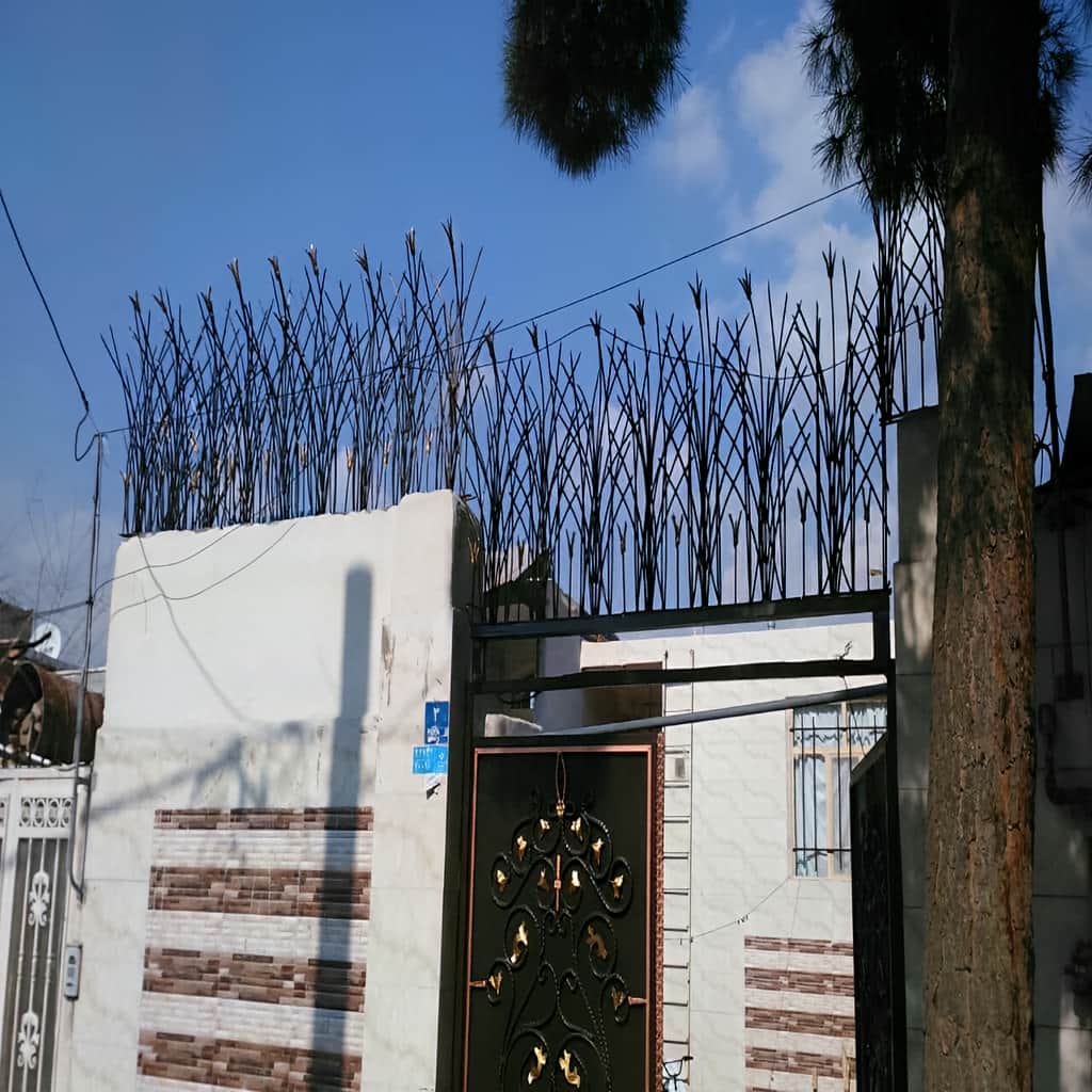 انواع حفاظ بالای دیوار