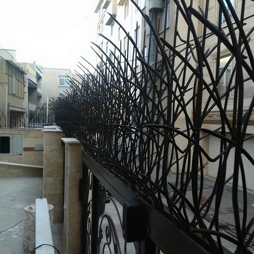 مزایای حفاظ نیزاری روی دیوار