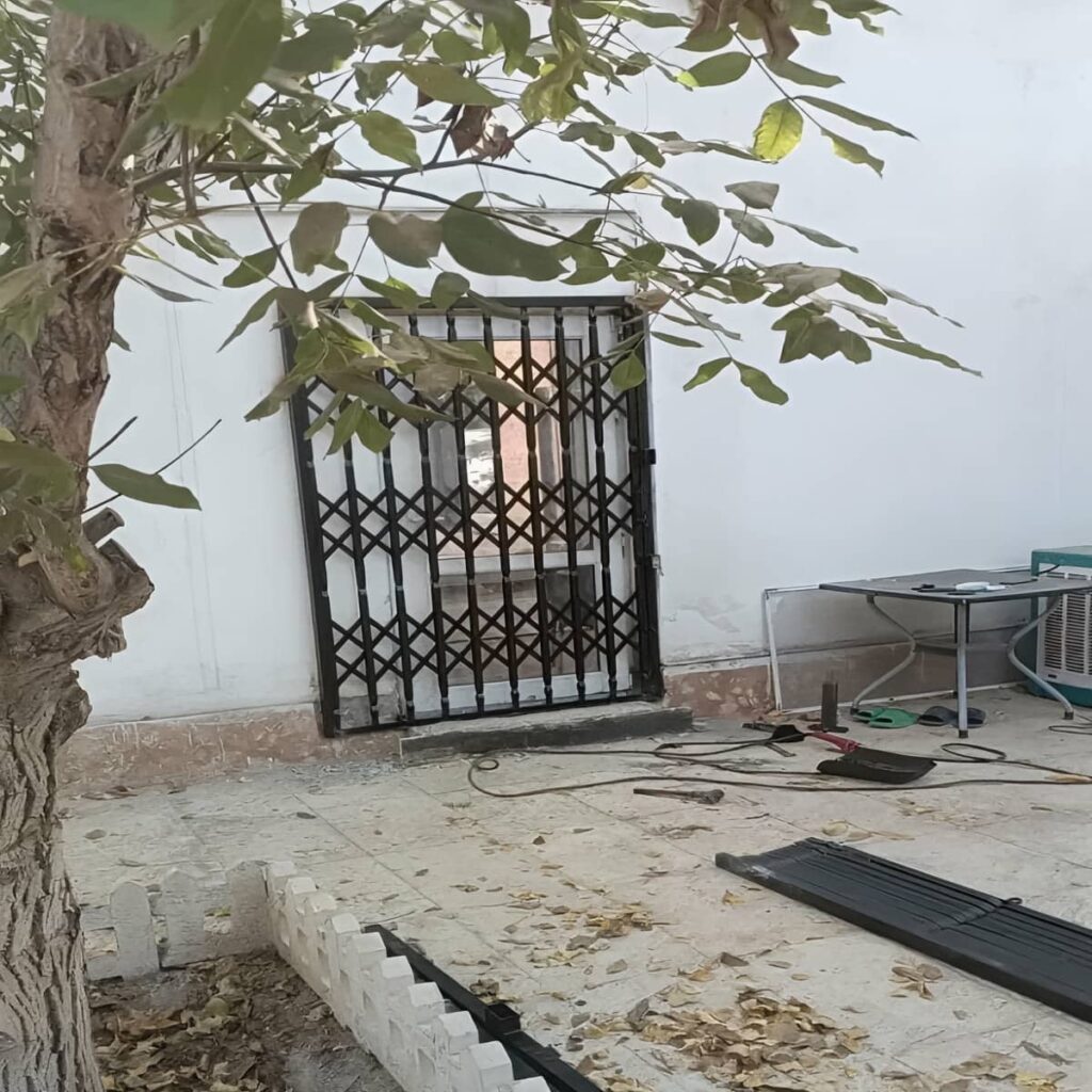 حفاظ درب ضد سرقت با پروفیل فلزی مناسب سفارش