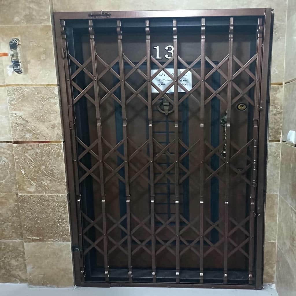 درب آکاردئونی مناسب ویلا و باغ با پروفیل فلزی